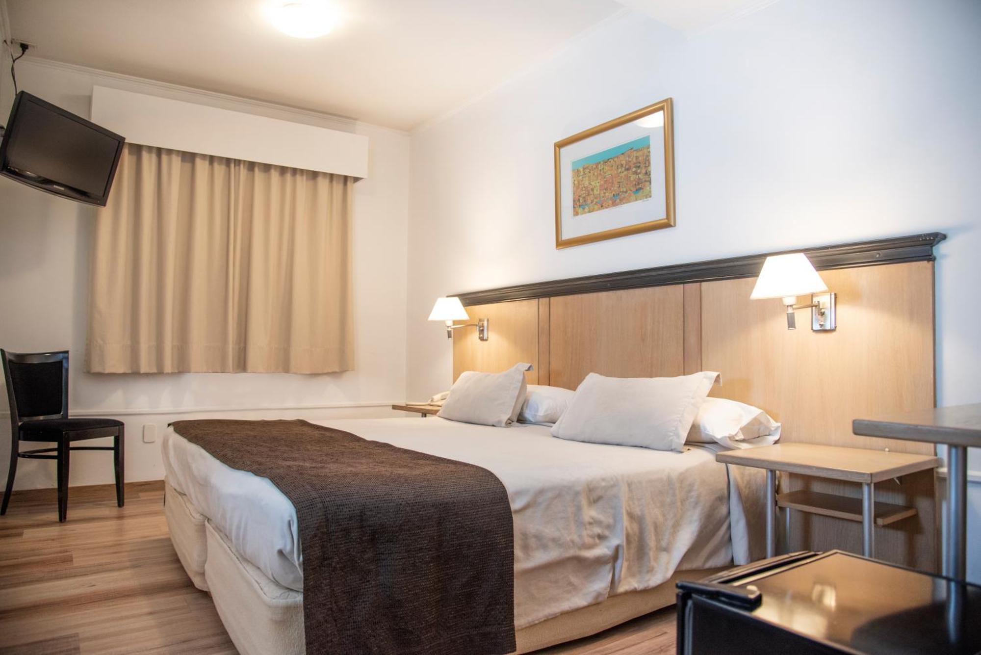 Argentino Hotel Мендоса Екстериор снимка