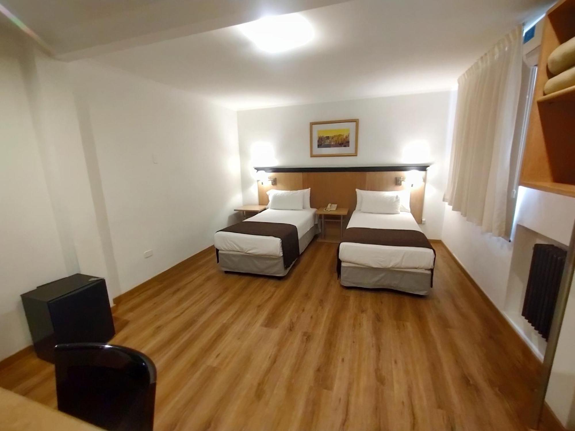 Argentino Hotel Мендоса Екстериор снимка